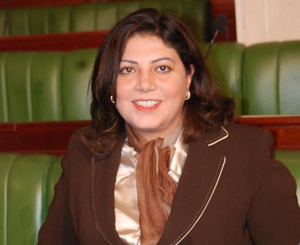 Fatma Gharbi: J’ai refusé le vote du régime parlementaire au sein de la commission et nous allons discuter du sujet dans la séance plénière de l’assemblée