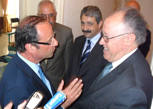 François Hollande en visite au siège d’Ettakatol