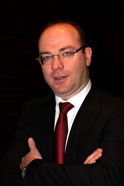 Elyes Fakhfakh, ministre du tourisme: Notre stratégie de relance du tourisme est à trois étages